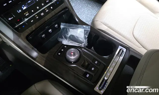 Kia Carnival 2020 2.2 автомат (гидро), миниатюра 12