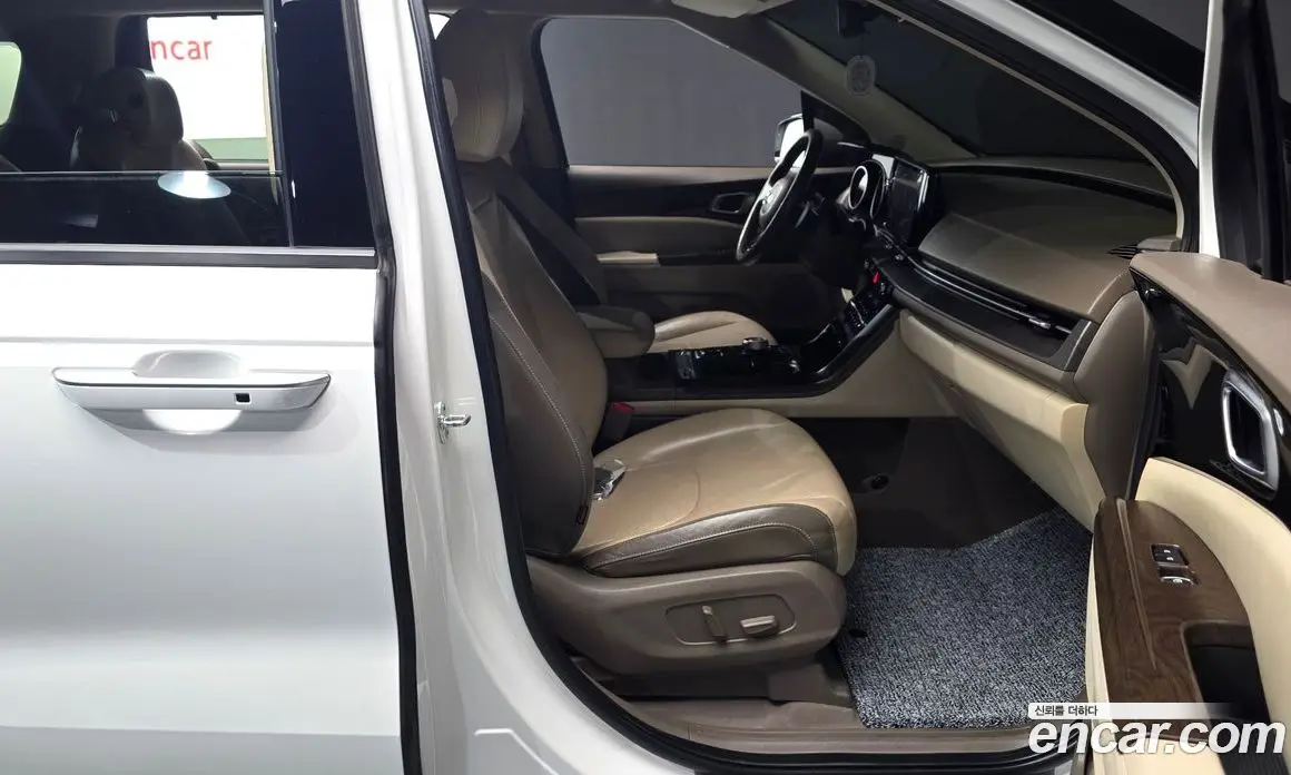 Kia Carnival 2020 2.2 автомат (гидро), фото 16 Kia Carnival 2020 2.2 автомат (гидро), фото 16