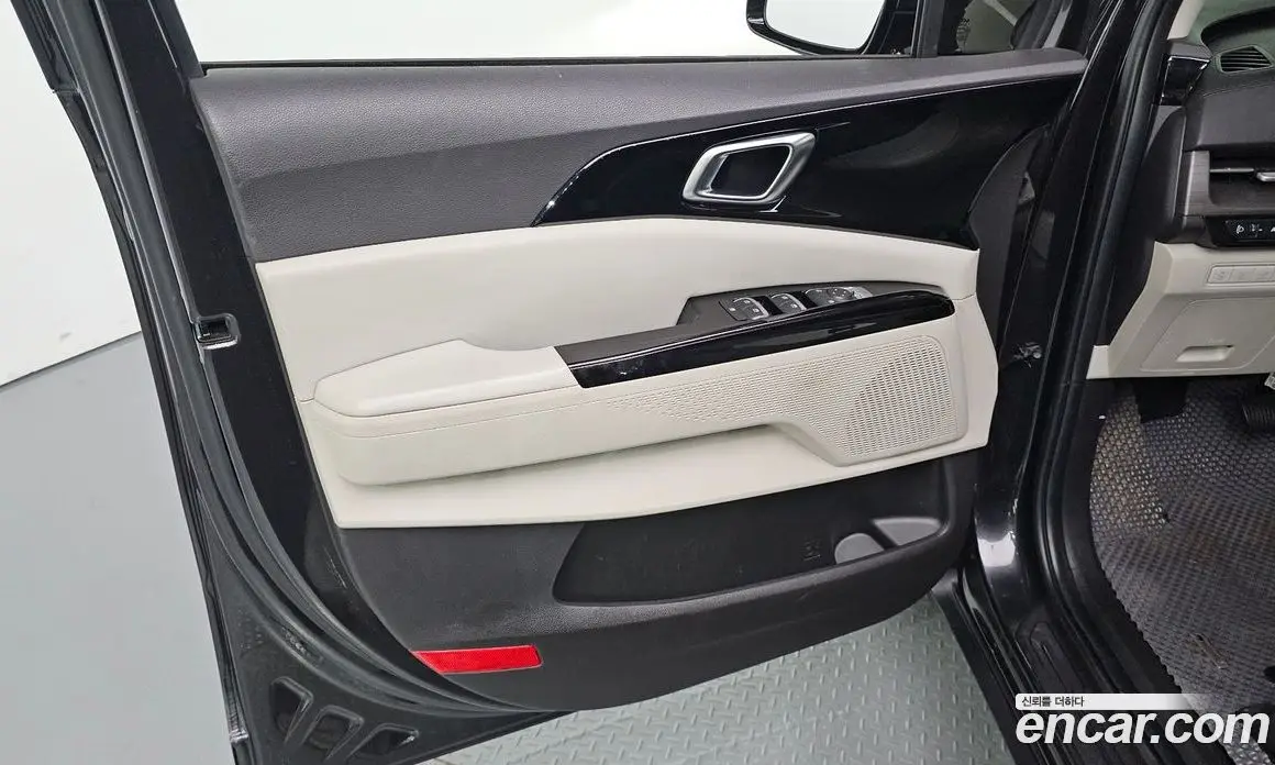 Kia Carnival 2021 2.2 автомат (гидро), фото 14