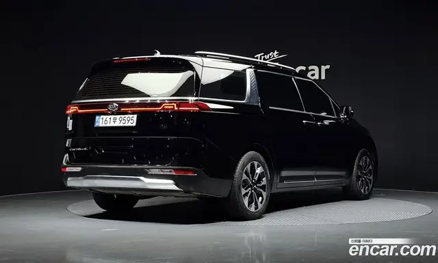 Kia Carnival 2021 2.2 автомат (гидро), миниатюра 2 Kia Carnival 2021 2.2 автомат (гидро), миниатюра 2