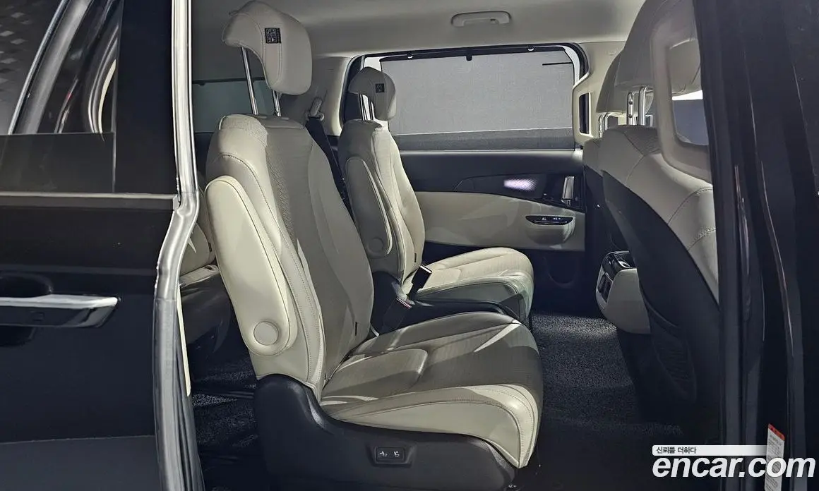 Kia Carnival 2021 2.2 автомат (гидро), фото 12 Kia Carnival 2021 2.2 автомат (гидро), фото 12