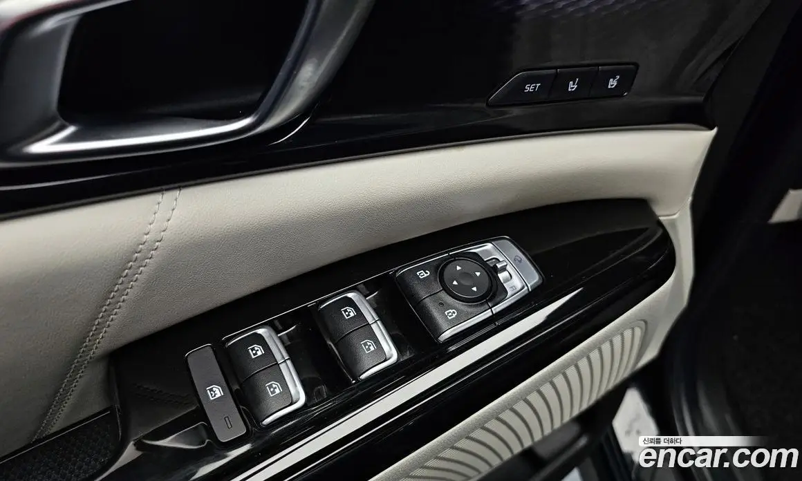 Kia Carnival 2021 2.2 автомат (гидро), фото 16 Kia Carnival 2021 2.2 автомат (гидро), фото 16