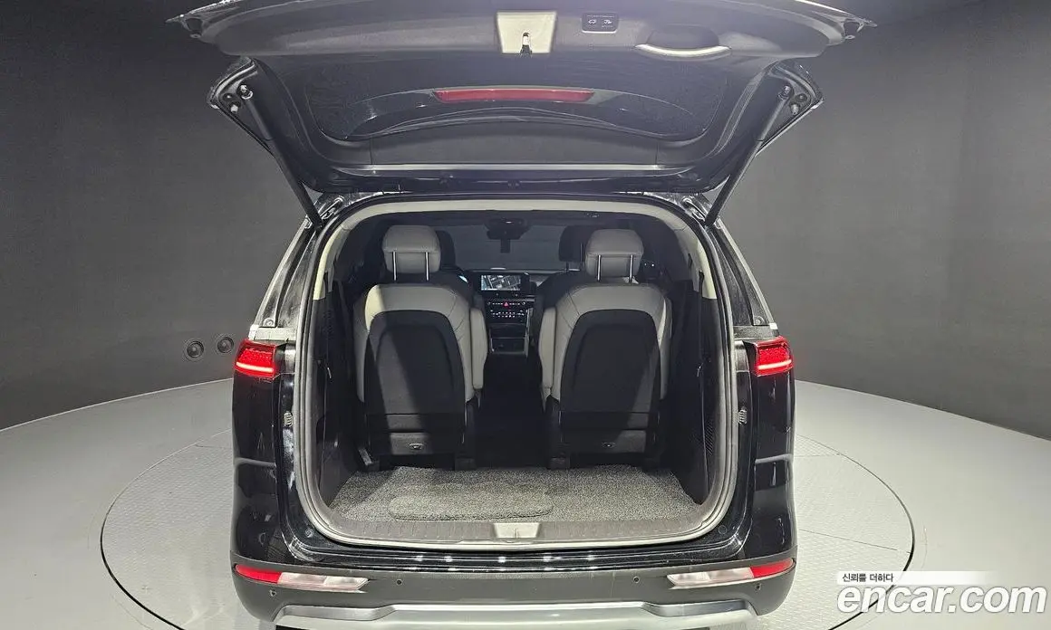 Kia Carnival 2021 2.2 автомат (гидро), фото 20 Kia Carnival 2021 2.2 автомат (гидро), фото 20