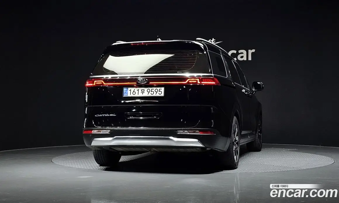 Kia Carnival 2021 2.2 автомат (гидро), фото 4 Kia Carnival 2021 2.2 автомат (гидро), фото 4