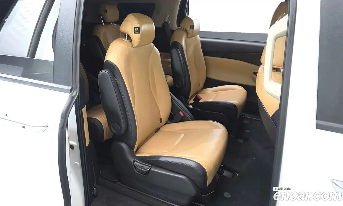 Kia Carnival 2022 2.2 автомат (гидро), фото 11 Kia Carnival 2022 2.2 автомат (гидро), фото 11