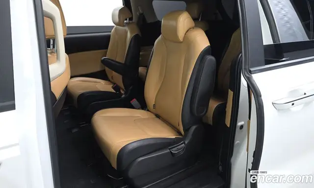 Kia Carnival 2022 2.2 автомат (гидро), миниатюра 12