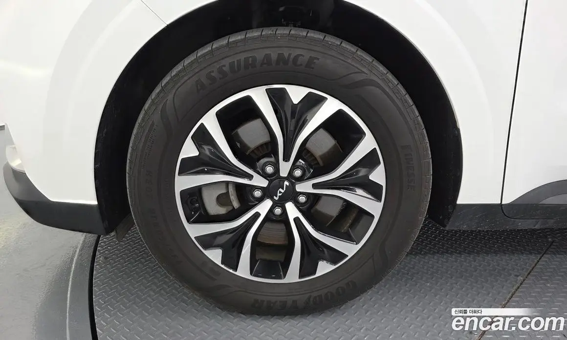 Kia Carnival 2022 2.2 автомат (гидро), фото 5 Kia Carnival 2022 2.2 автомат (гидро), фото 5