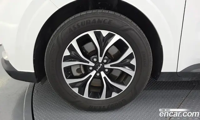 Kia Carnival 2022 2.2 автомат (гидро), миниатюра 5 Kia Carnival 2022 2.2 автомат (гидро), миниатюра 5