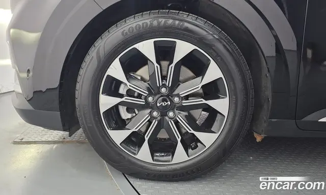 Kia Carnival 2022 2.2 автомат (гидро), миниатюра 5