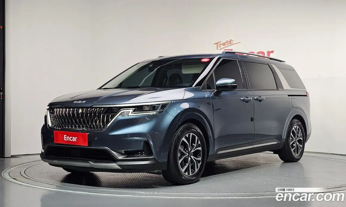 Kia Carnival 2022 2.2 автомат (гидро), фото 1 Kia Carnival 2022 2.2 автомат (гидро), фото 1