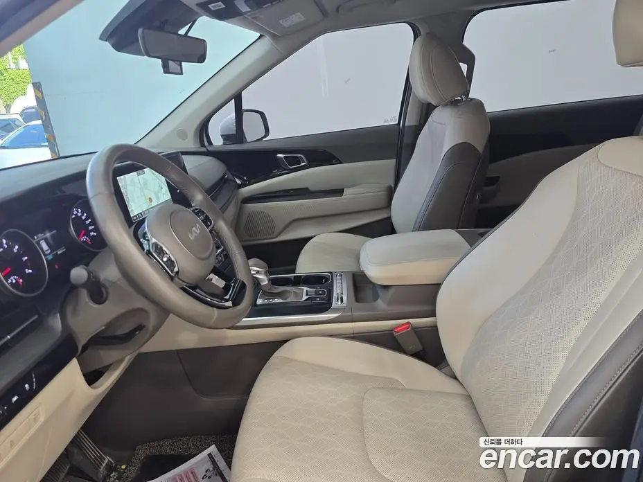 Kia Carnival 2022 3.5 автомат (гидро), фото 16 Kia Carnival 2022 3.5 автомат (гидро), фото 16