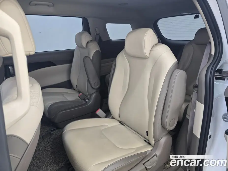 Kia Carnival 2022 3.5 автомат (гидро), фото 17 Kia Carnival 2022 3.5 автомат (гидро), фото 17
