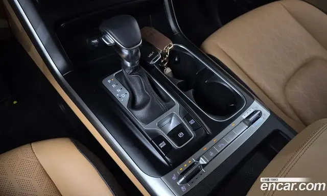 Kia Carnival 2023 2.2 автомат (гидро), миниатюра 12