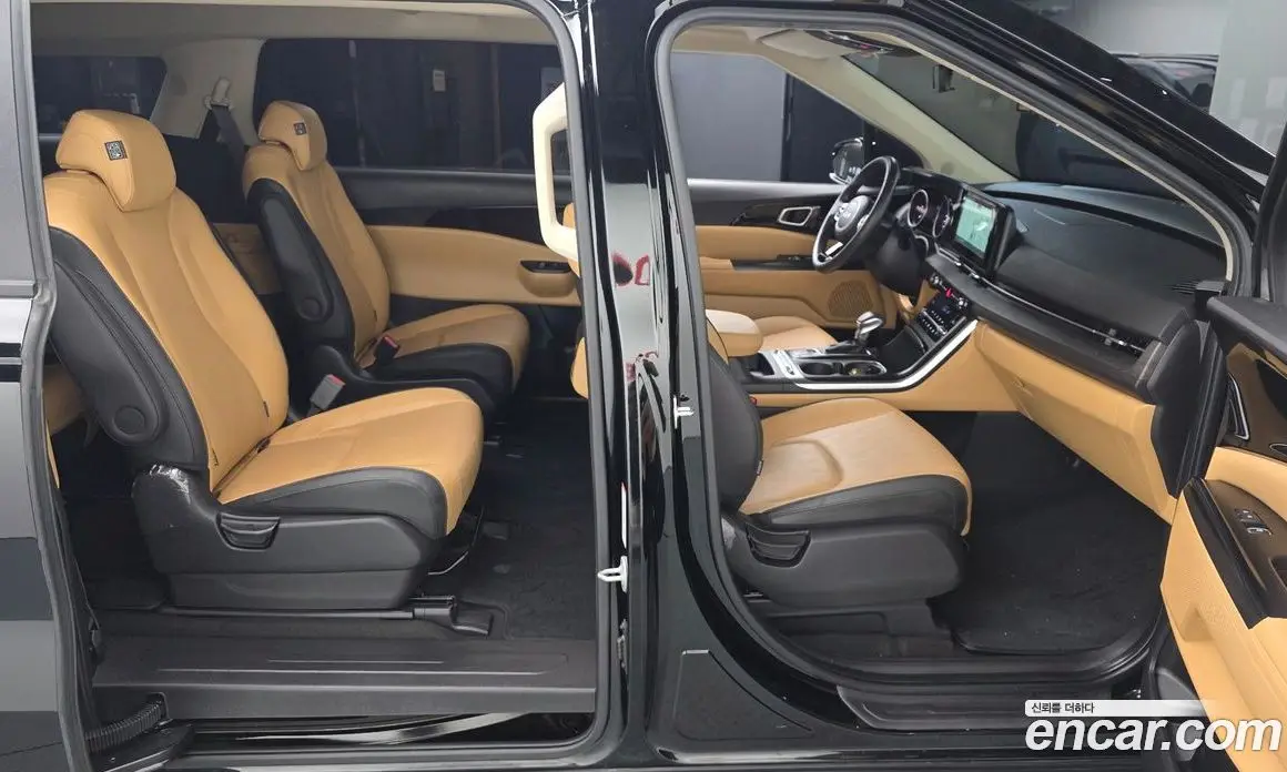 Kia Carnival 2023 2.2 автомат (гидро), фото 16