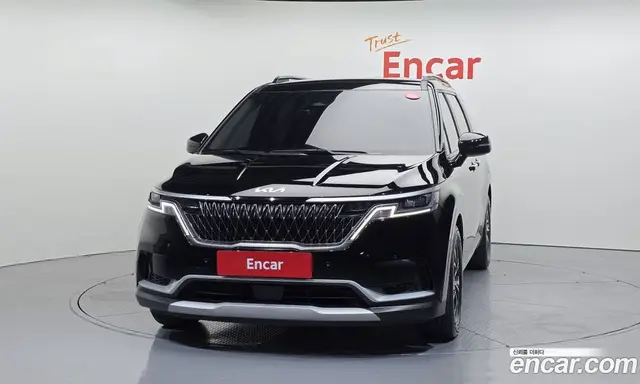 Kia Carnival 2023 2.2 автомат (гидро), миниатюра 3