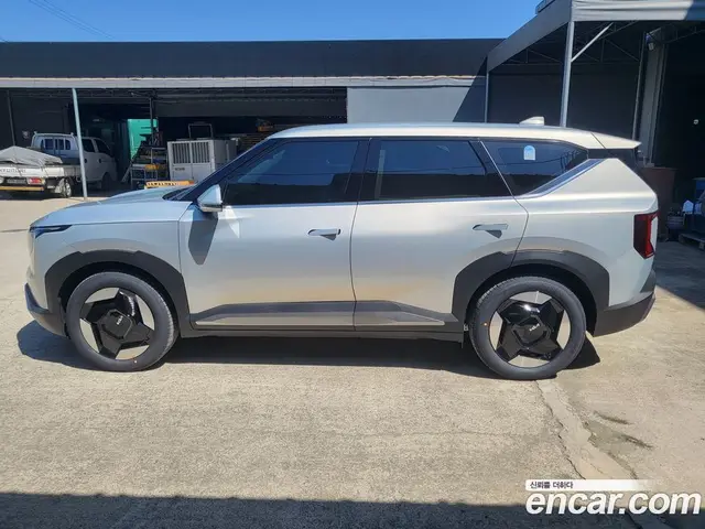 Kia EV5 2026 автомат (гидро), миниатюра 4 Kia EV5 2026 автомат (гидро), миниатюра 4