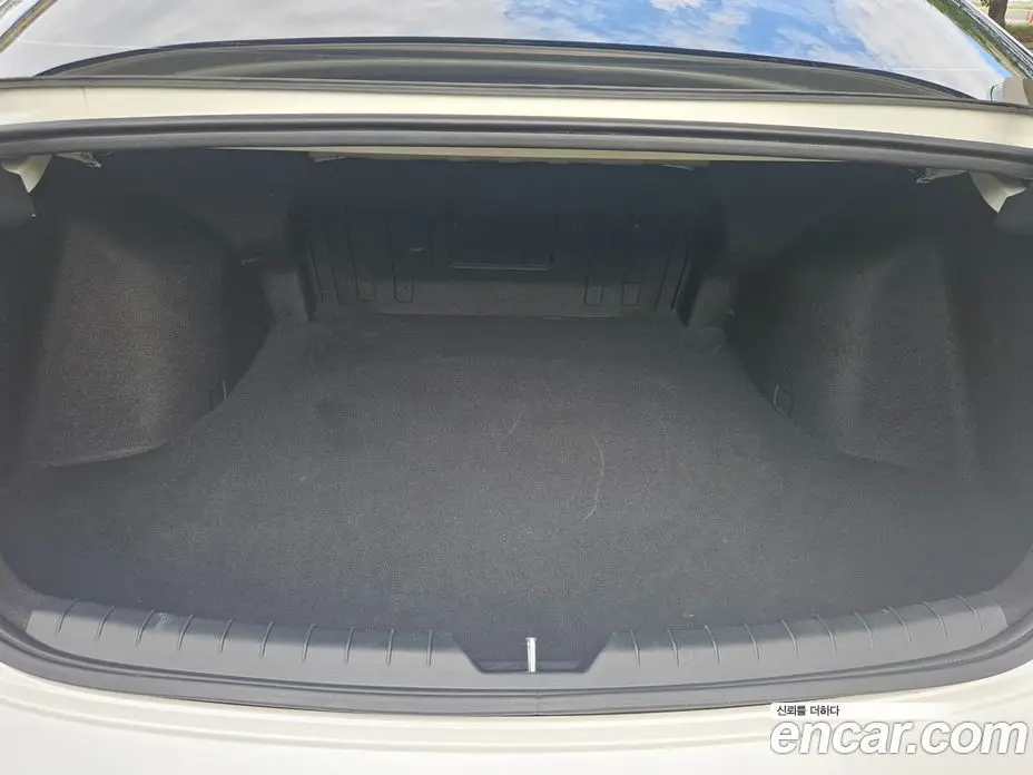 Kia K5 (Optima) 2023 2.0 автомат (гидро), фото 14