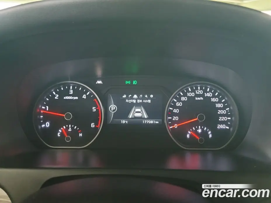 Kia Mohave 2018 3.0 автомат (гидро), фото 7