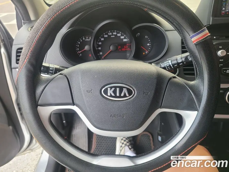 Kia Morning 2011 1.0 автомат (гидро), фото 15
