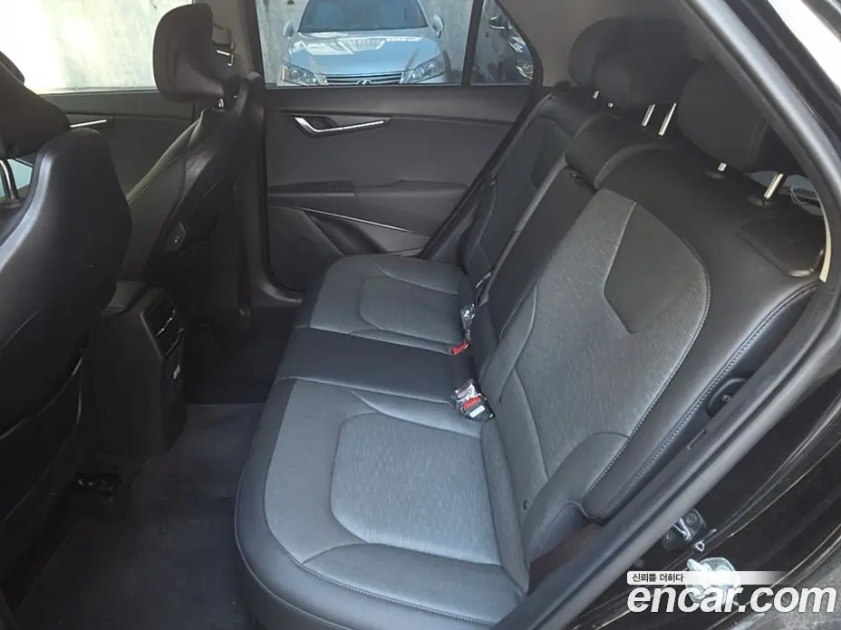 Kia Niro 2024 1.6 автомат (гидро), фото 11 Kia Niro 2024 1.6 автомат (гидро), фото 11