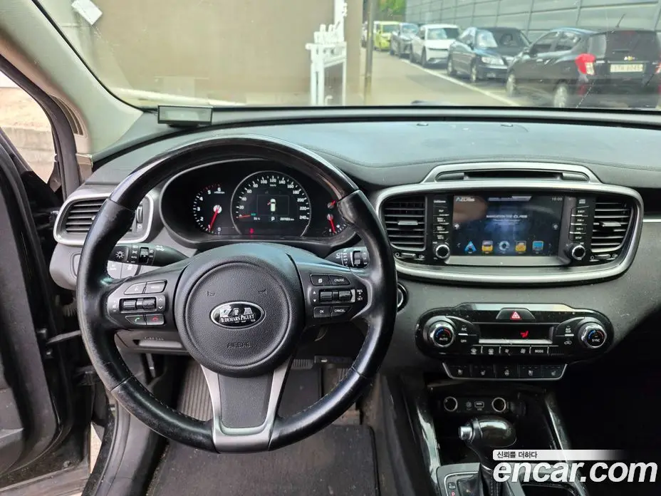 Kia Sorento 2014 2.0 автомат (гидро), фото 9 Kia Sorento 2014 2.0 автомат (гидро), фото 9