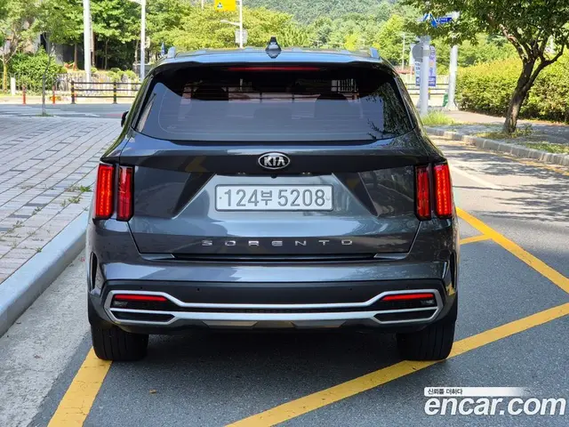 Kia Sorento 2021 2.2 автомат (гидро), миниатюра 3