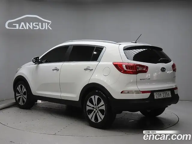 Kia Sportage 2012 2.0 автомат (гидро), миниатюра 3