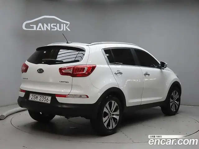 Kia Sportage 2012 2.0 автомат (гидро), миниатюра 4