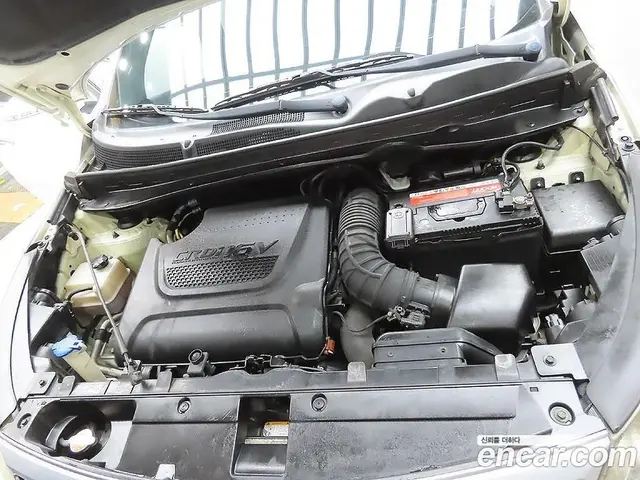 Kia Sportage 2012 2.0 автомат (гидро), миниатюра 7