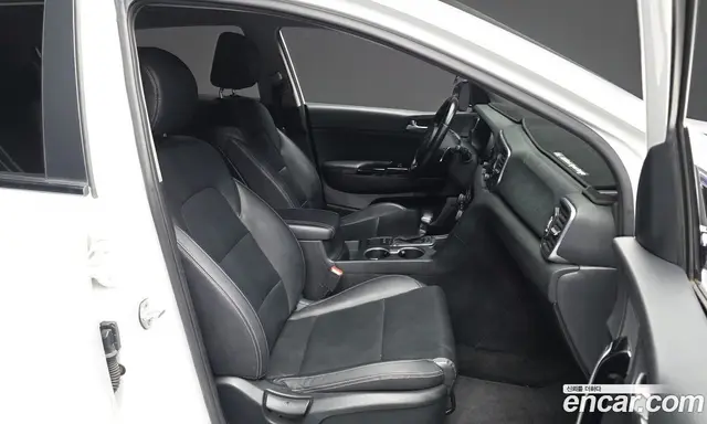 Kia Sportage 2015 2.0 автомат (гидро), миниатюра 11