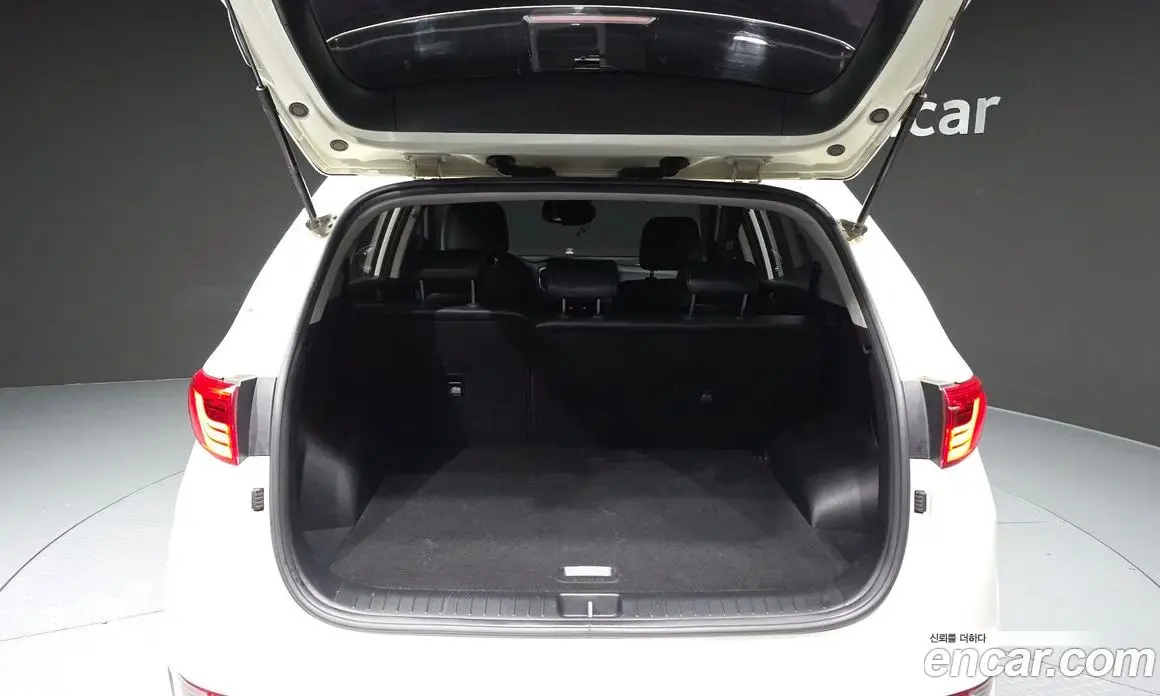 Kia Sportage 2015 2.0 автомат (гидро), фото 20