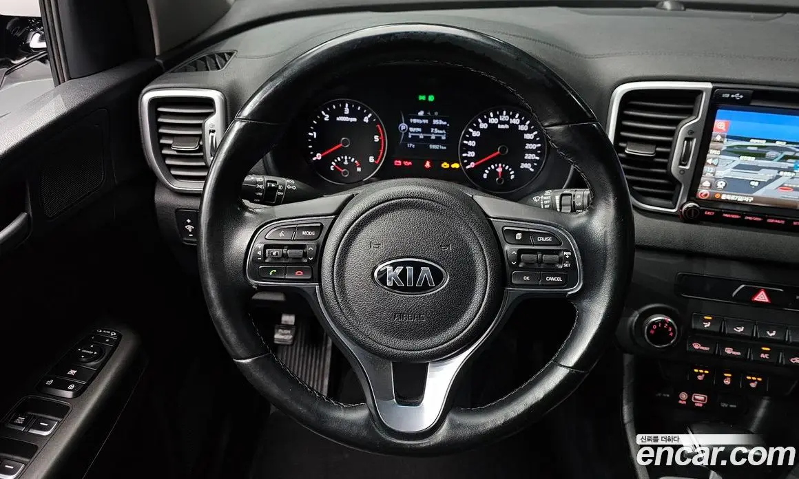 Kia Sportage 2017 2.0 автомат (гидро), фото 14