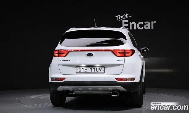 Kia Sportage 2017 2.0 автомат (гидро), миниатюра 4