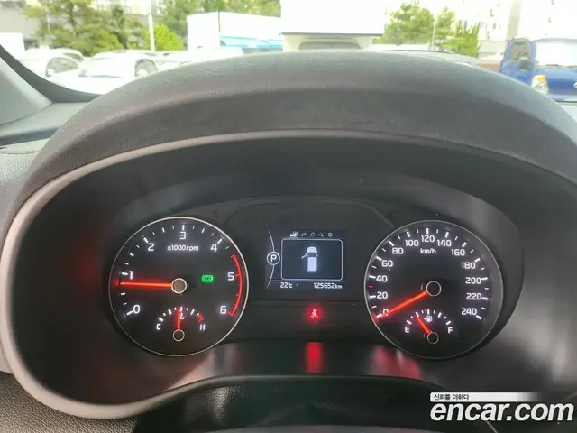 Kia Sportage 2018 2.0 автомат (гидро), миниатюра 12