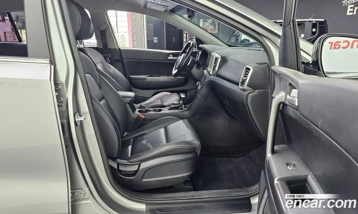 Kia Sportage 2019 1.6 автомат (гидро), фото 17 Kia Sportage 2019 1.6 автомат (гидро), фото 17