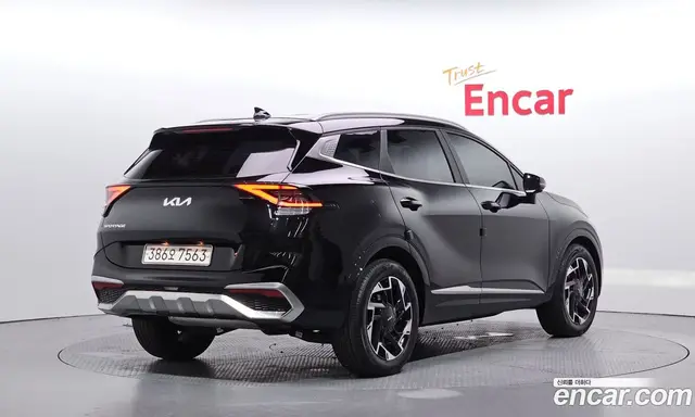 Kia Sportage 2022 2.0 автомат (гидро), миниатюра 2