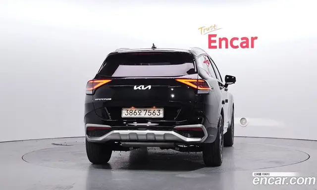 Kia Sportage 2022 2.0 автомат (гидро), миниатюра 4