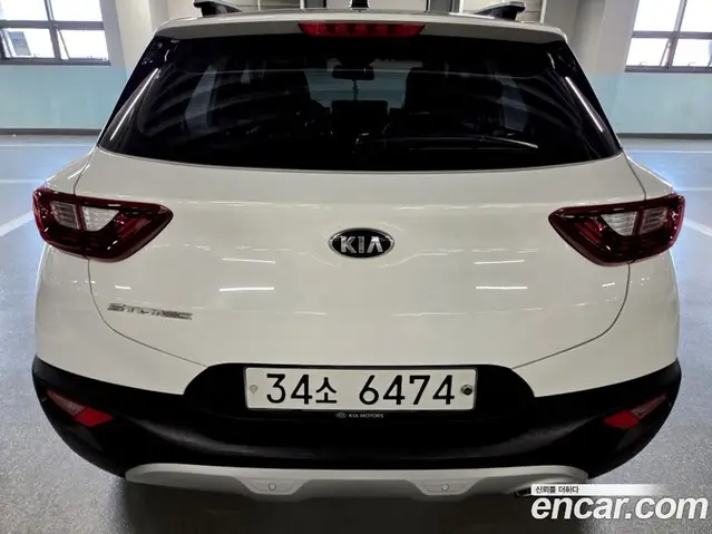 Kia Stonic 2017 1.6 автомат (гидро), миниатюра 6