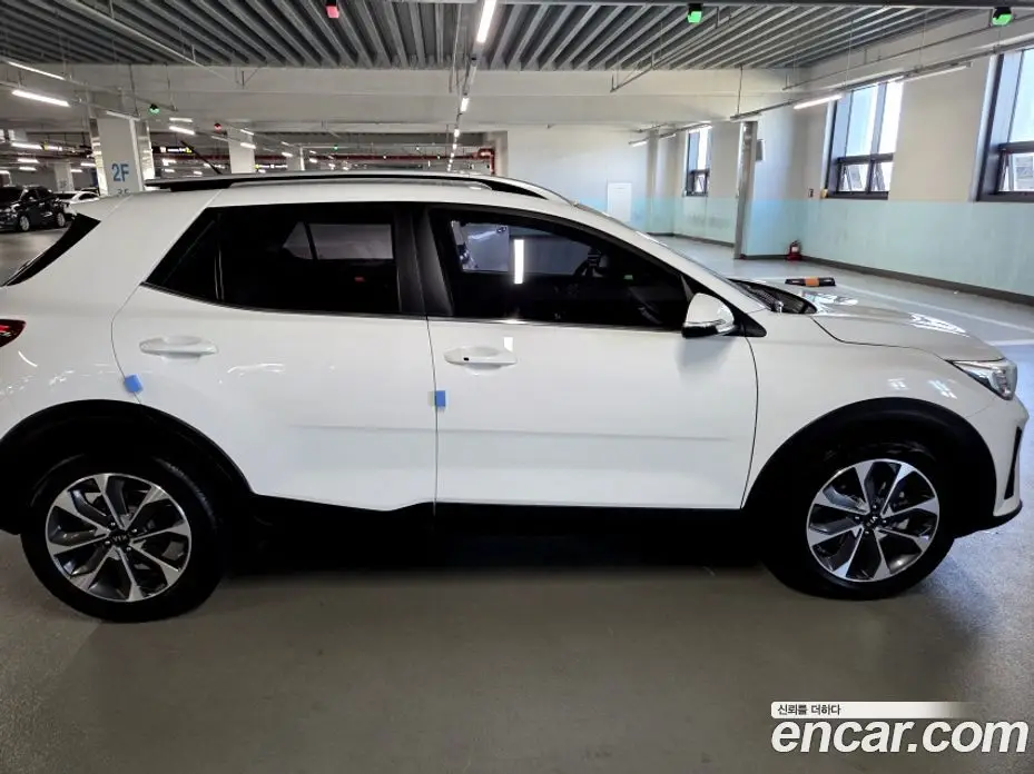 Kia Stonic 2017 1.6 автомат (гидро), фото 8