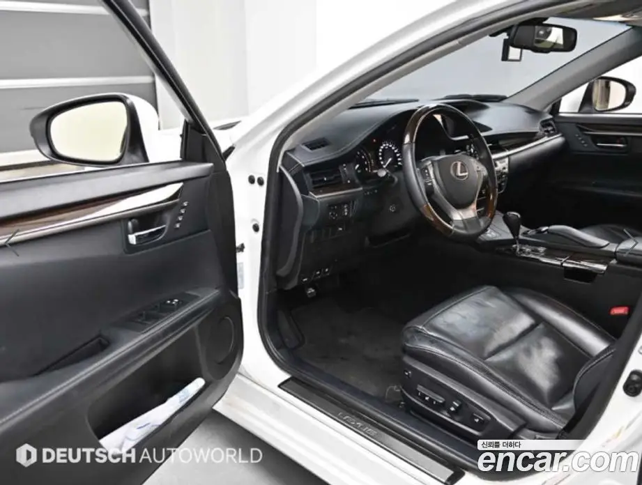 Lexus ES 2012 2.5 автомат (гидро), фото 11 Lexus ES 2012 2.5 автомат (гидро), фото 11