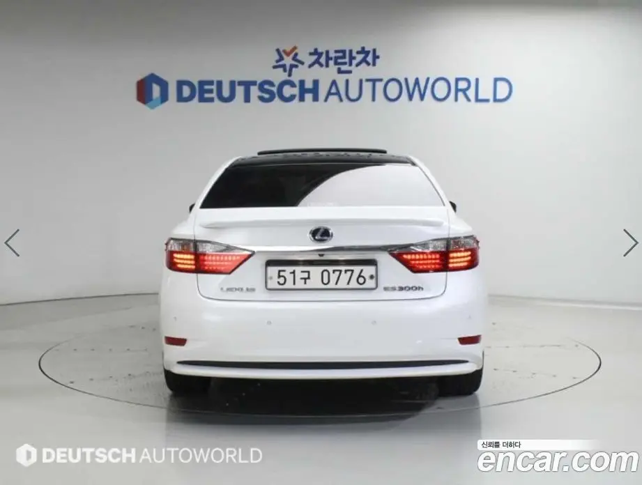 Lexus ES 2012 2.5 автомат (гидро), фото 4 Lexus ES 2012 2.5 автомат (гидро), фото 4