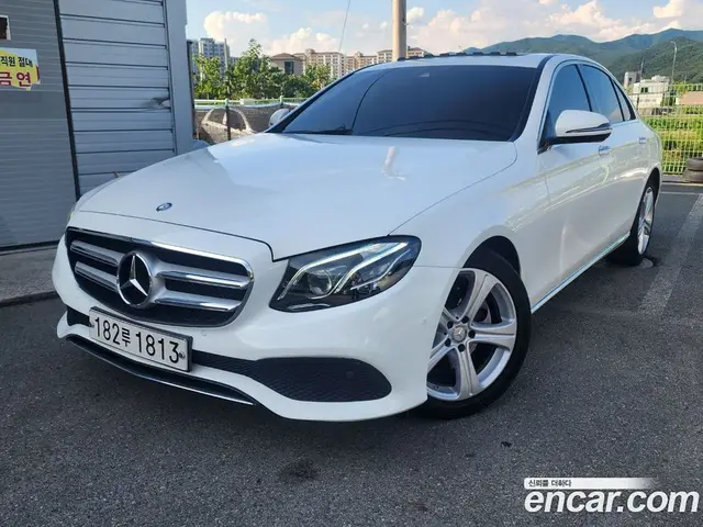 Mercedes-Benz E-Class, 2016, 119 400 км