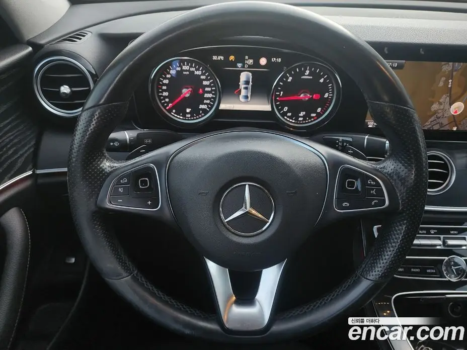 Mercedes-Benz E-Class 2016 1.9 автомат (гидро), фото 11