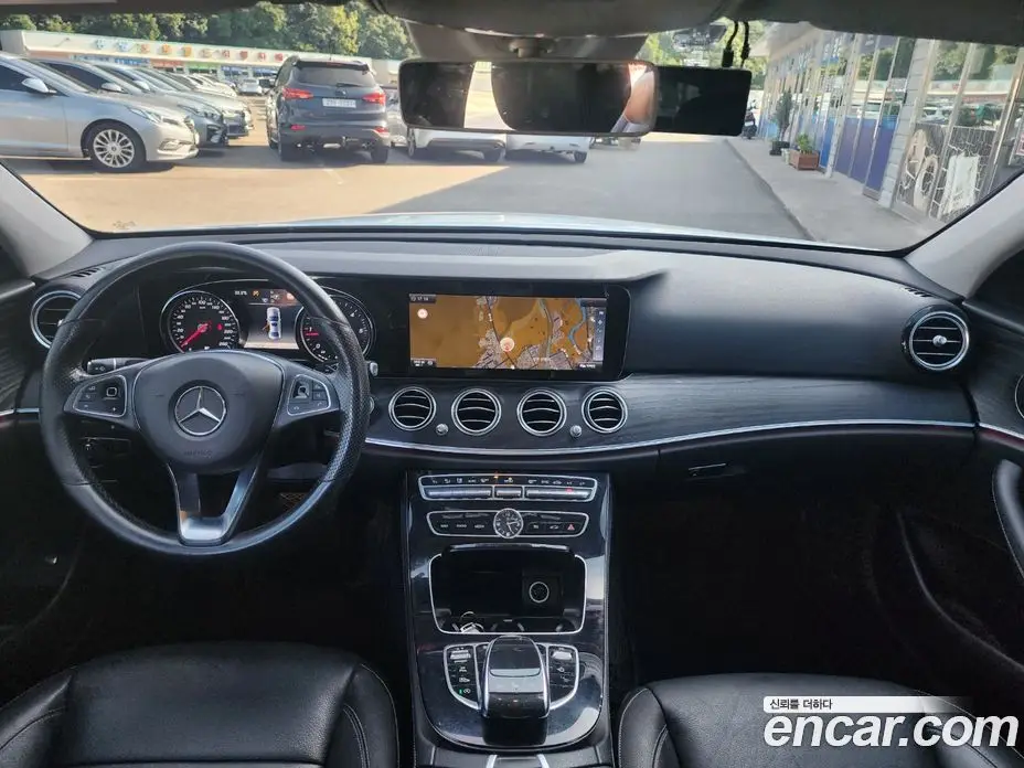 Mercedes-Benz E-Class 2016 1.9 автомат (гидро), фото 7