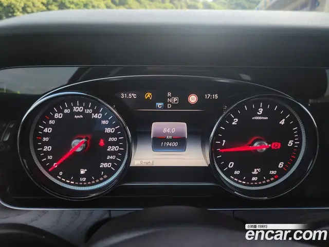 Mercedes-Benz E-Class 2016 1.9 автомат (гидро), миниатюра 8