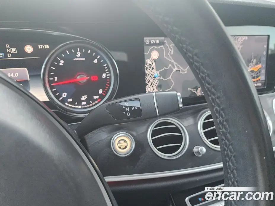 Mercedes-Benz E-Class 2016 1.9 автомат (гидро), фото 9