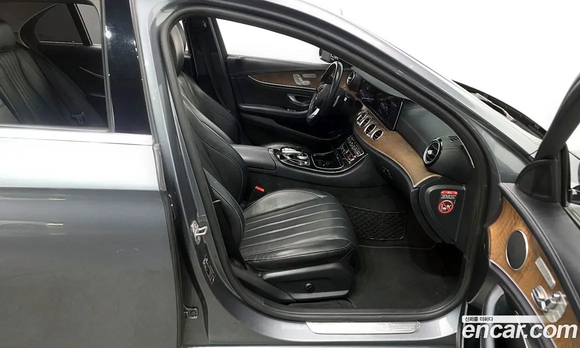 Mercedes-Benz E-Class 2017 2.0 автомат (гидро), фото 11