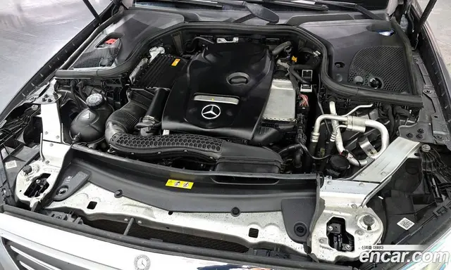 Mercedes-Benz E-Class 2017 2.0 автомат (гидро), миниатюра 6