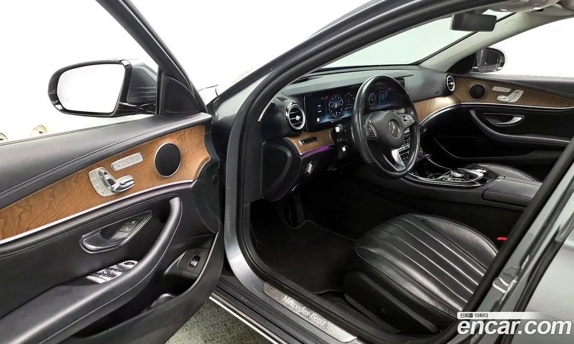 Mercedes-Benz E-Class 2017 2.0 автомат (гидро), фото 10