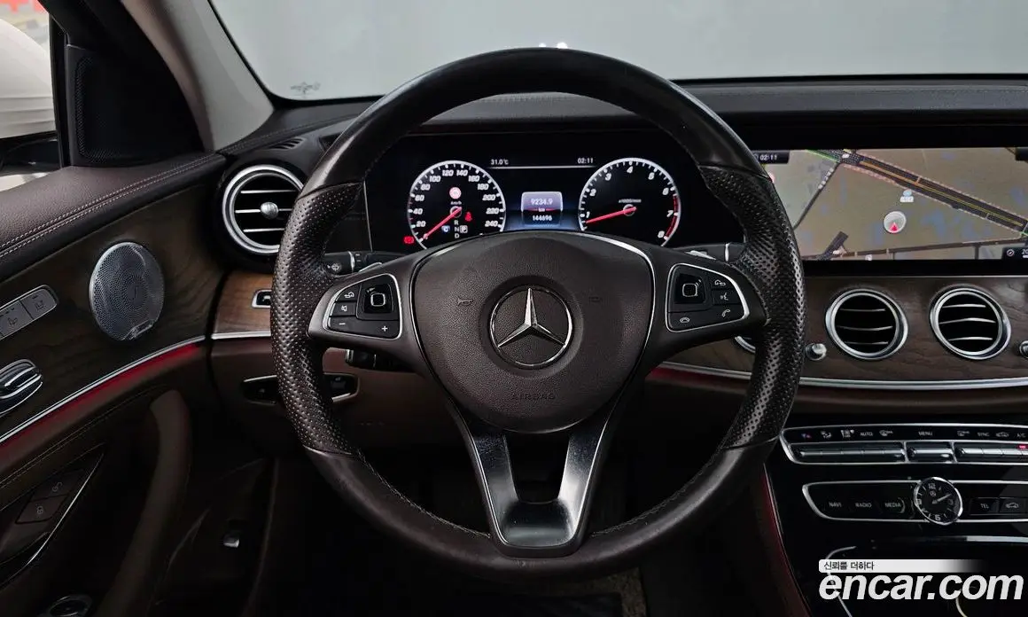 Mercedes-Benz E-Class 2017 2.0 автомат (гидро), фото 13 Mercedes-Benz E-Class 2017 2.0 автомат (гидро), фото 13